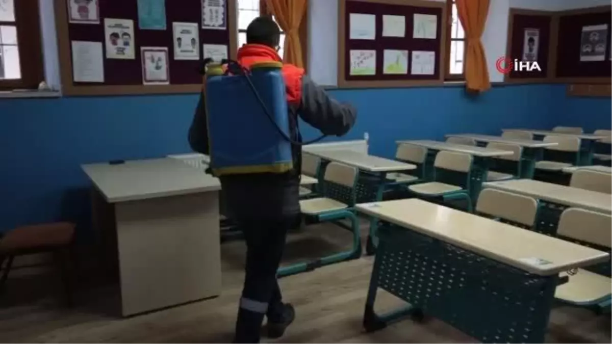 Kuşadası'nda okullar yüz yüze eğitime hazır