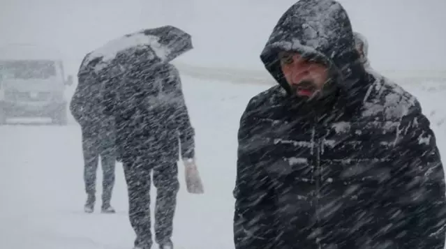 Meteoroloji'den yurdun iç ve doğu kesimleri için kar yağışı uyarısı! Pazar ve pazartesi günlerine dikkat