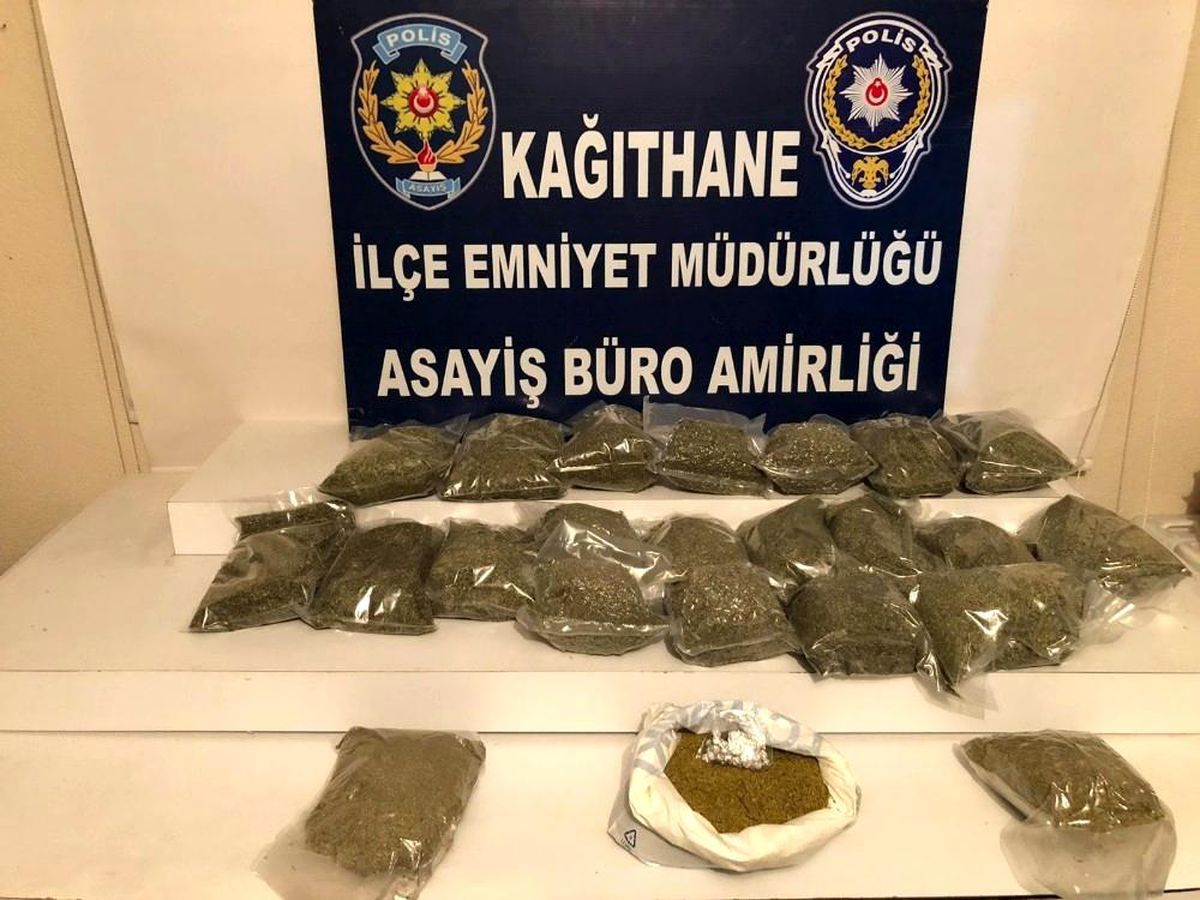 Süpürgenin içinden uyuşturucu madde çıktı