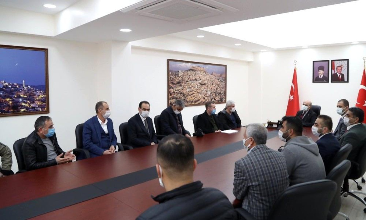 Mardin Valisi Mahmut Demirtaş, Nusaybin esnafıyla buluştu