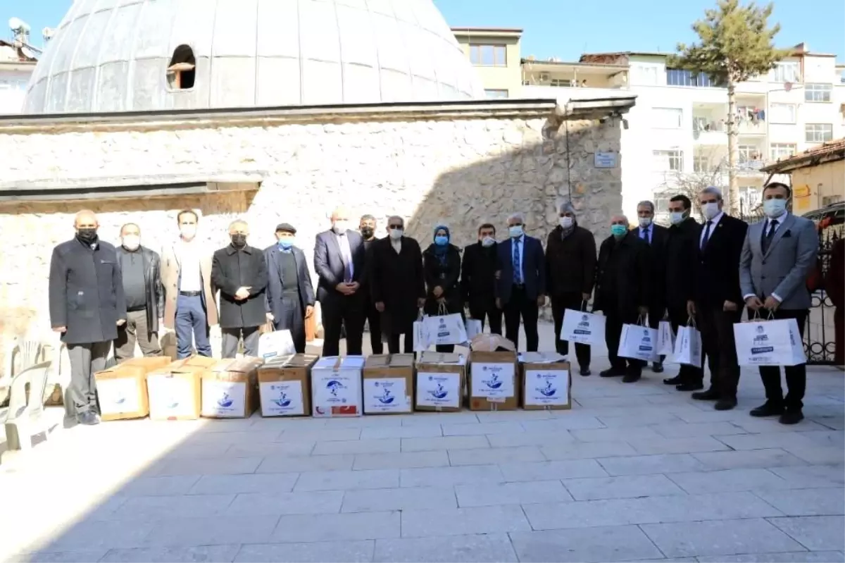 Başkan Güder, 10 bin çocuğun yüzünü güldürdü