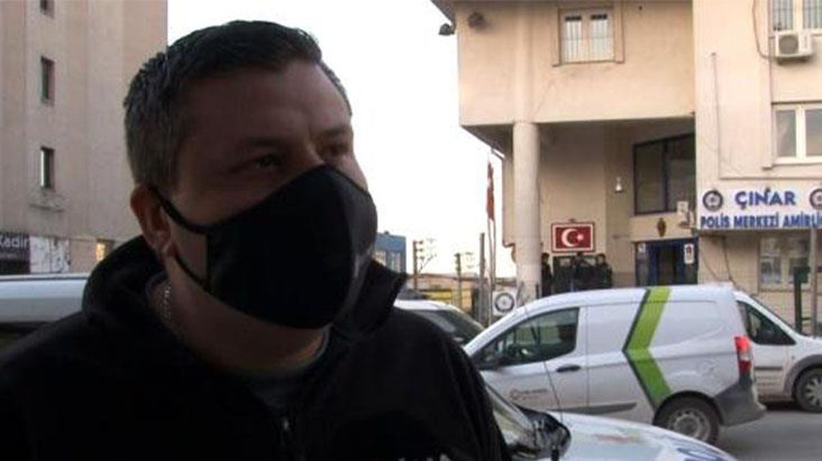 Telefonla konuştuğu sırada yere düşürdüğü altınları ve dövizi gözünün önünde çalındı