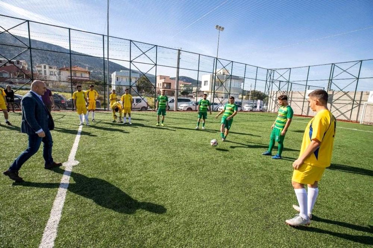 Büyükşehir\'den amatör spor kulüplerine ve antrenörlerine destek