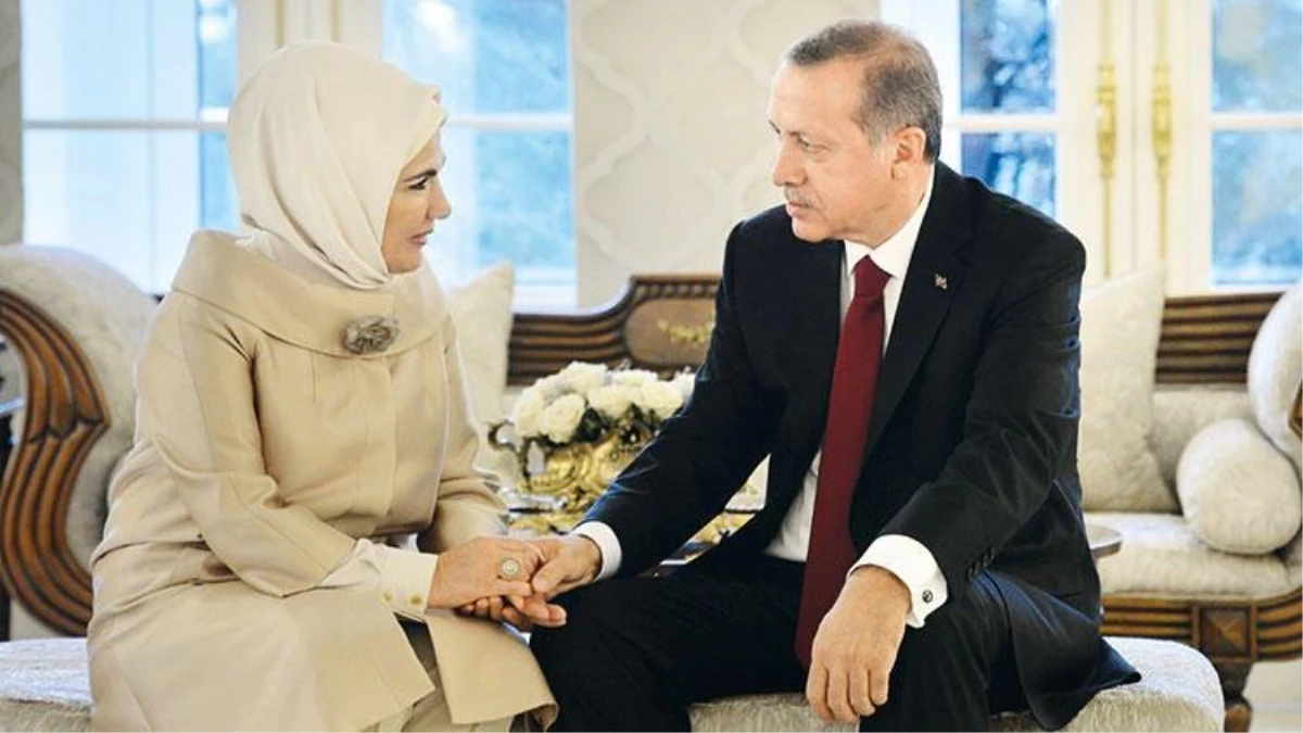 Cumhurbaşkanı Erdoğan ve eşi Emine Erdoğan\'ın el ele tutuştukları romantik fotoğrafın hikayesi
