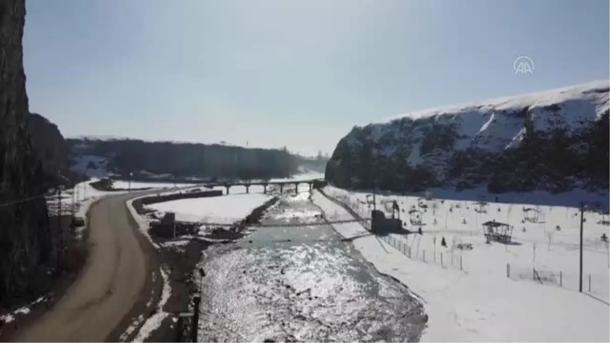 Doğu Anadolu\'nun en soğuk kenti: Hava sıcaklığı sıfırın altında 19 derece