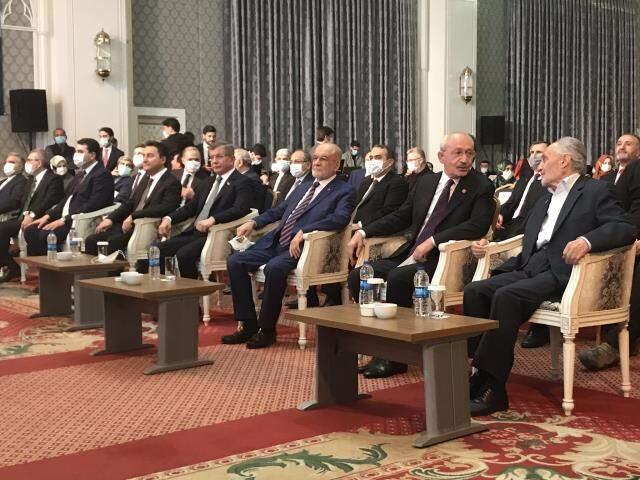 Necmettin Erbakan'ı anma programı iktidar ve muhalefet partilerini bir araya getirdi, MHP'den katılım olmadı