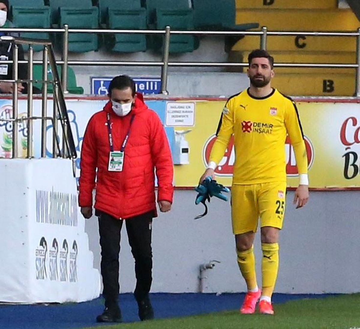 Sivasspor\'da kaleci Muammer şoku!