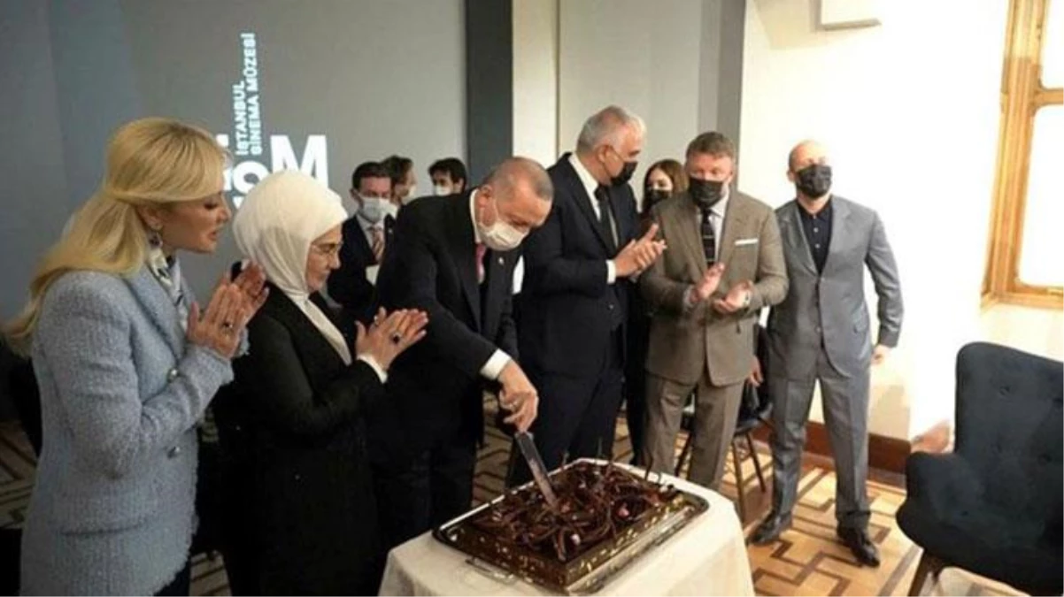 Ünlü aktörlerden Cumhurbaşkanı Erdoğan\'a doğum günü sürprizi