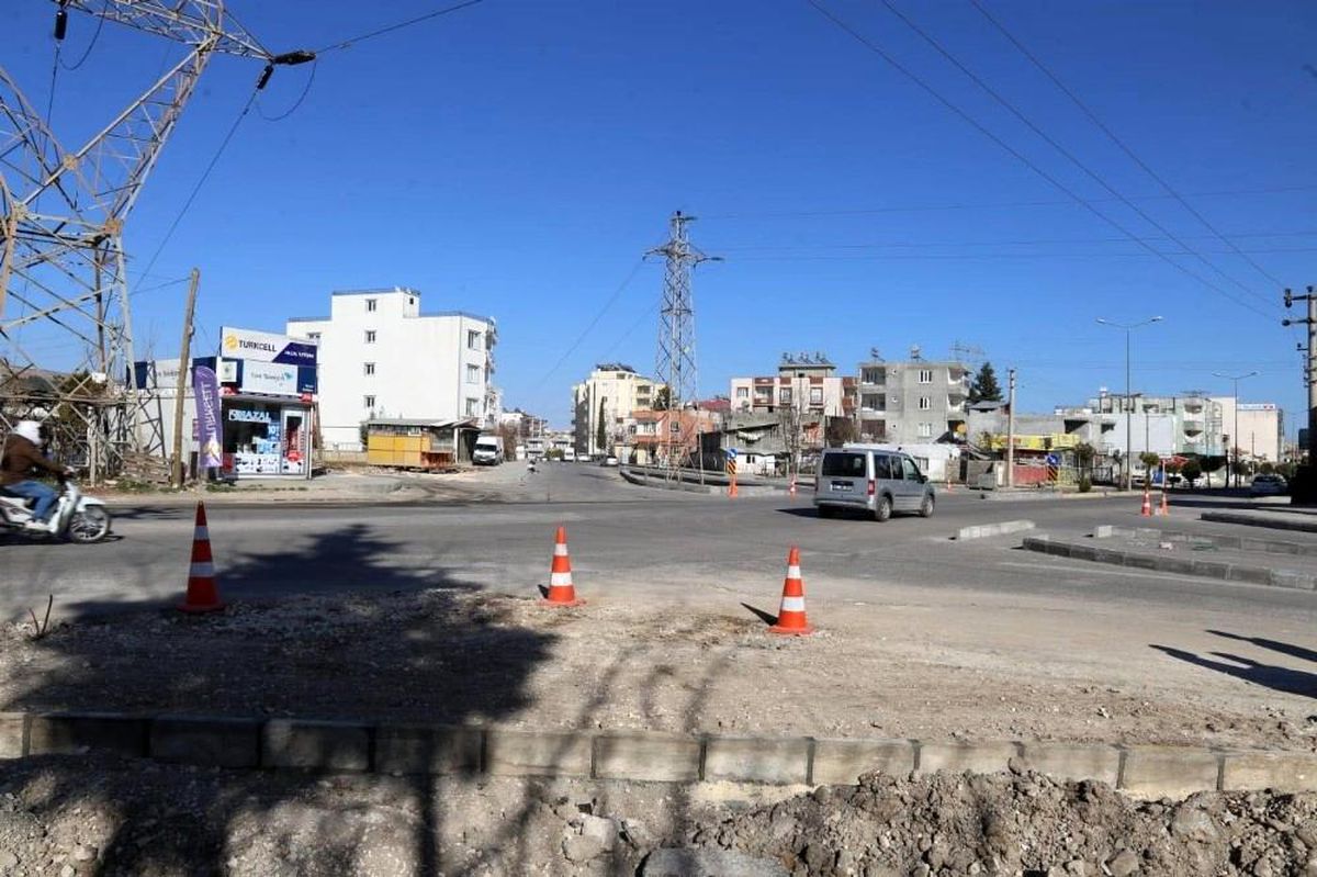 Adıyaman Belediyesi yeni kavşaklarla ulaşım ağını geliştiriyor