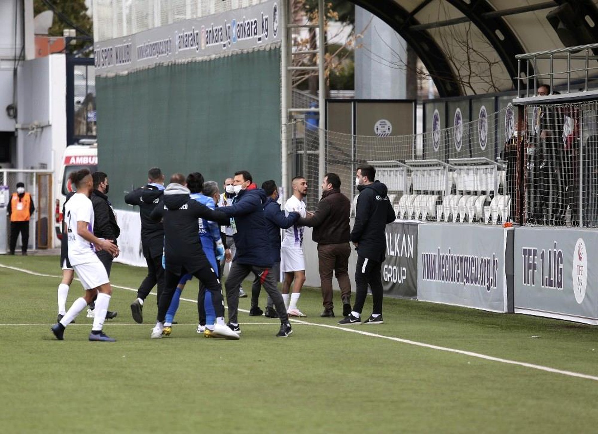 Ankara Keçiörengücü Samsunspor maçı sonrası gerginlik!
