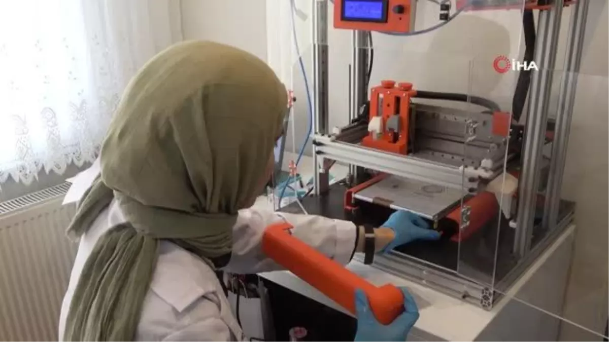 Evindeki laboratuvarda geliştirdiği cihaz hastalıklara umut olacak