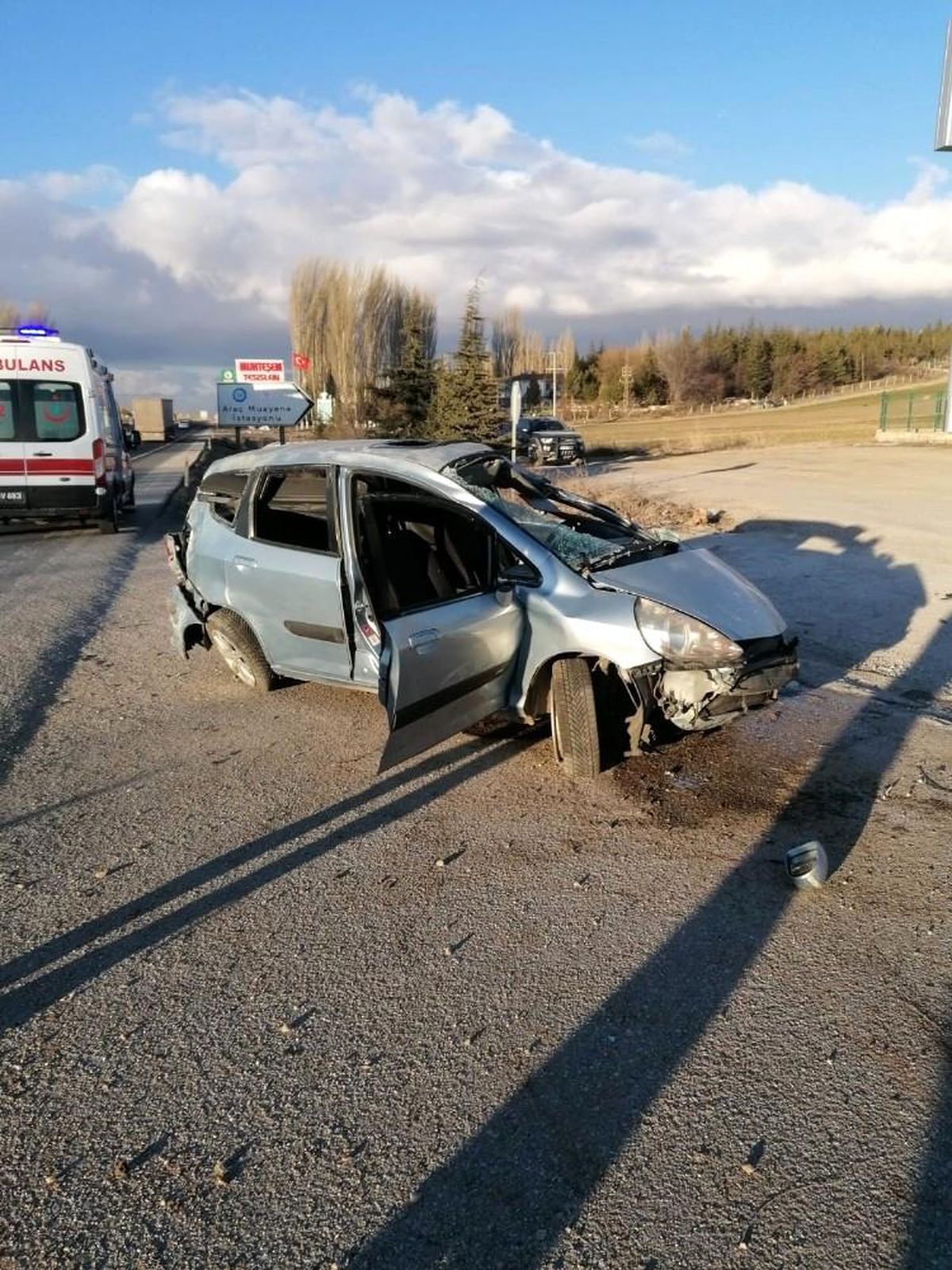 Son dakika... Aracıyla takla atan sürücü hayatını kaybetti