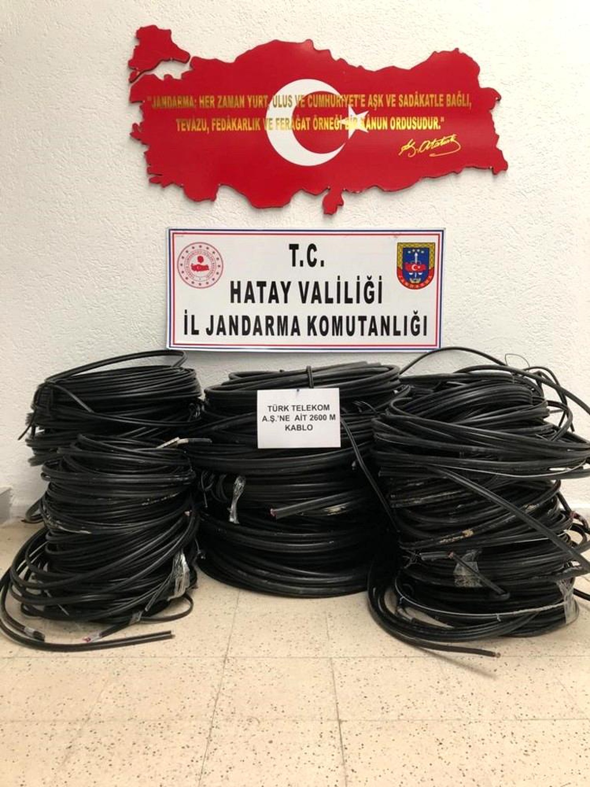 Arsuz\'da kablo hırsızları tutuklandı