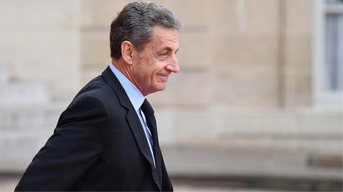 Eski Fransa\'da Cumhurbaşkanı Sarkozy\'e, 3 yıl hapis cezası verildi