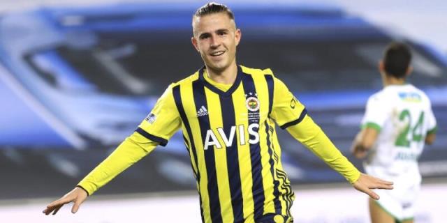 Fenerbahçe'nin Yunan yıldızı Dimitrios Pelkas'a Rubin Kazan talip oldu