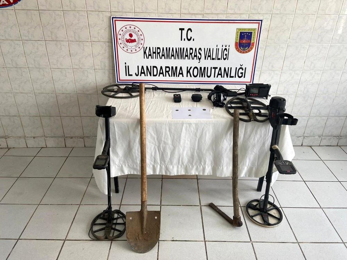Kahramanmaraş\'ta kaçak kazıya 4 gözaltı
