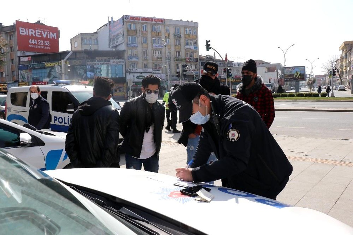 Kısıtlamaları ihlal eden 473 kişiye 624 bin TL ceza kesildi