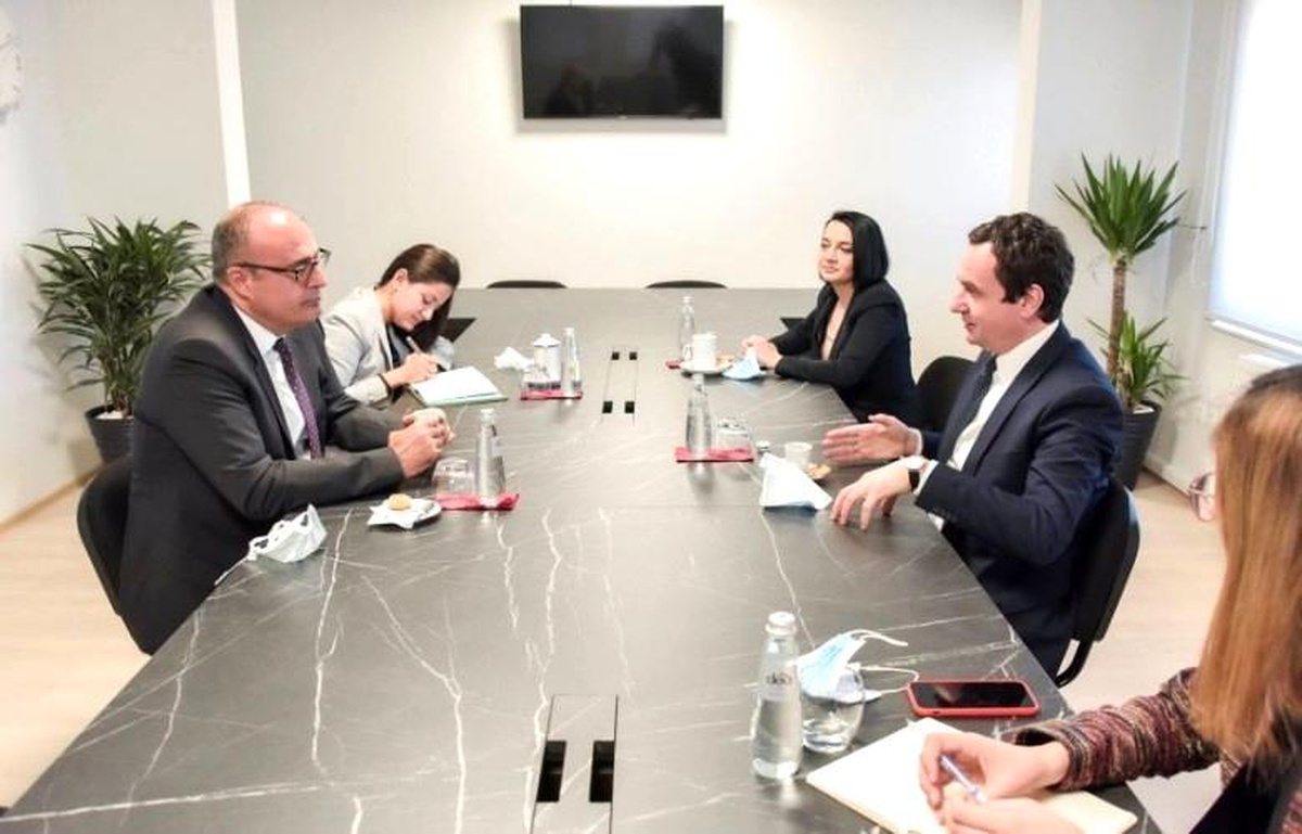 Son dakika haber... Kosova Cumhurbaşkanı Sadriu\'dan Büyükelçi Sakar\'a teşekkür