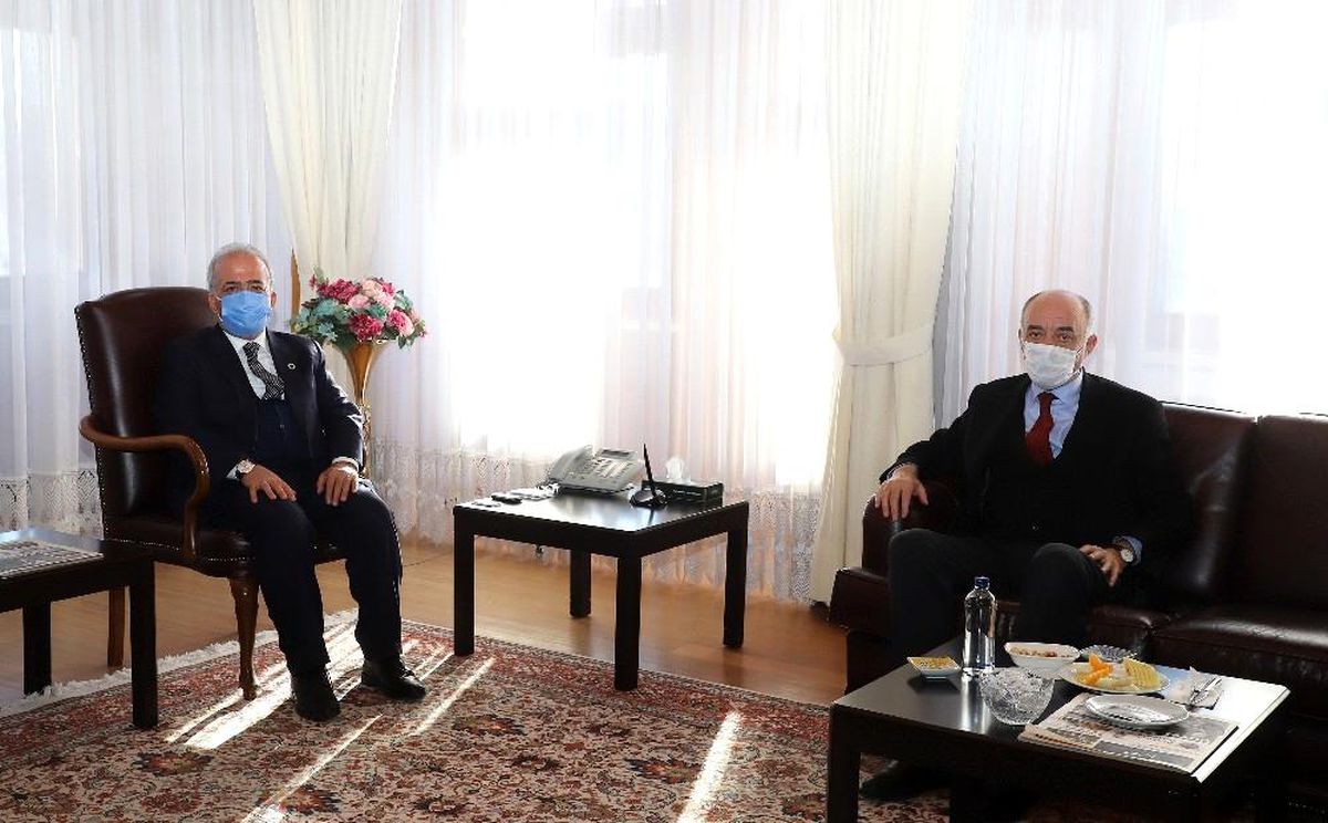 Rektör Çomaklı\'nın konuğu Başkan Yücelik oldu