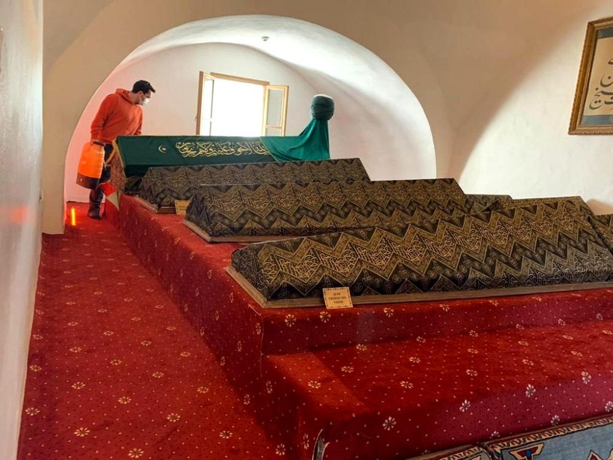 Şeyh Edebali Türbesi dezenfekte edildi