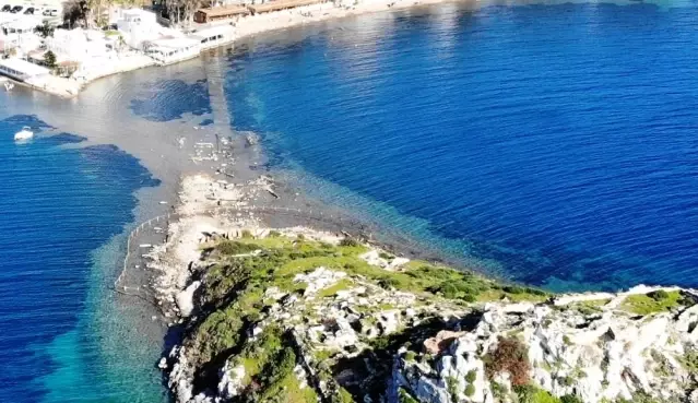 Sular çekildi tarihi kral yolu ortaya çıktı