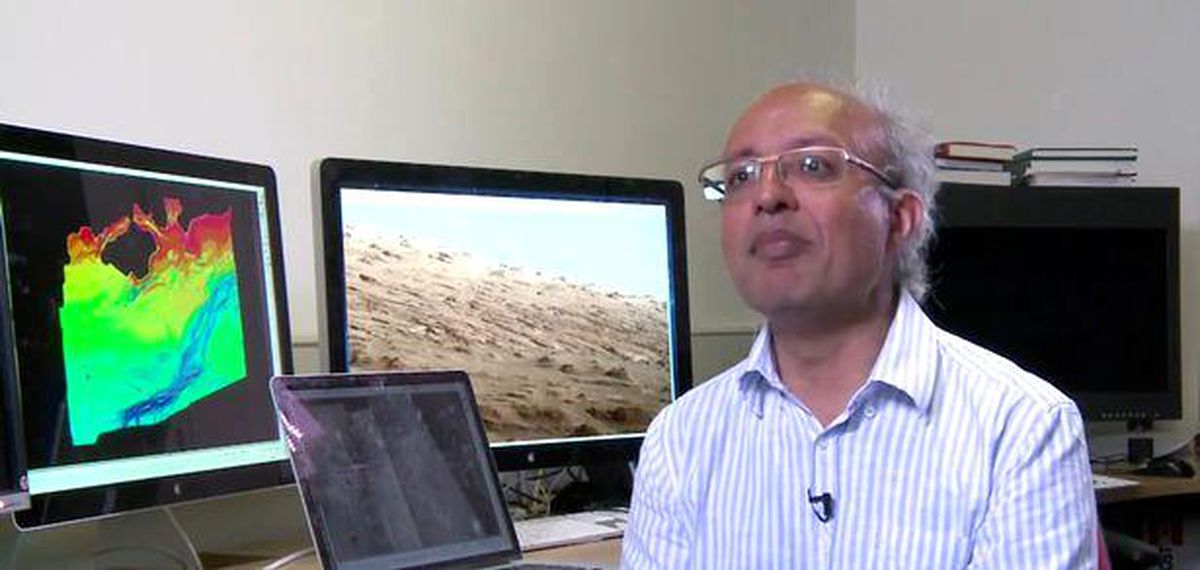8 Milyar Dolarlık Mars Operasyonunu Tek Göz Odalı Evden Yönetiyor