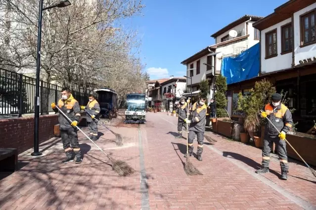 Altındağ Belediyesi'nden Hamamönü'nde temizlik çalışması