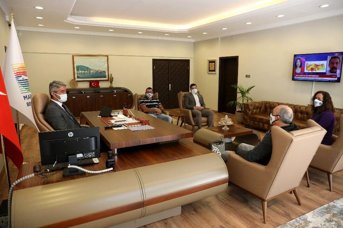 Başkan Oktay, yüzücüleri ağırladı
