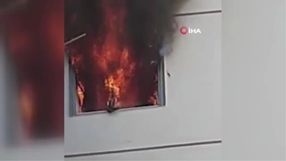 Başkent\'te elektrikli ısıtıcıyla oynayan çocuklar evi yaktı