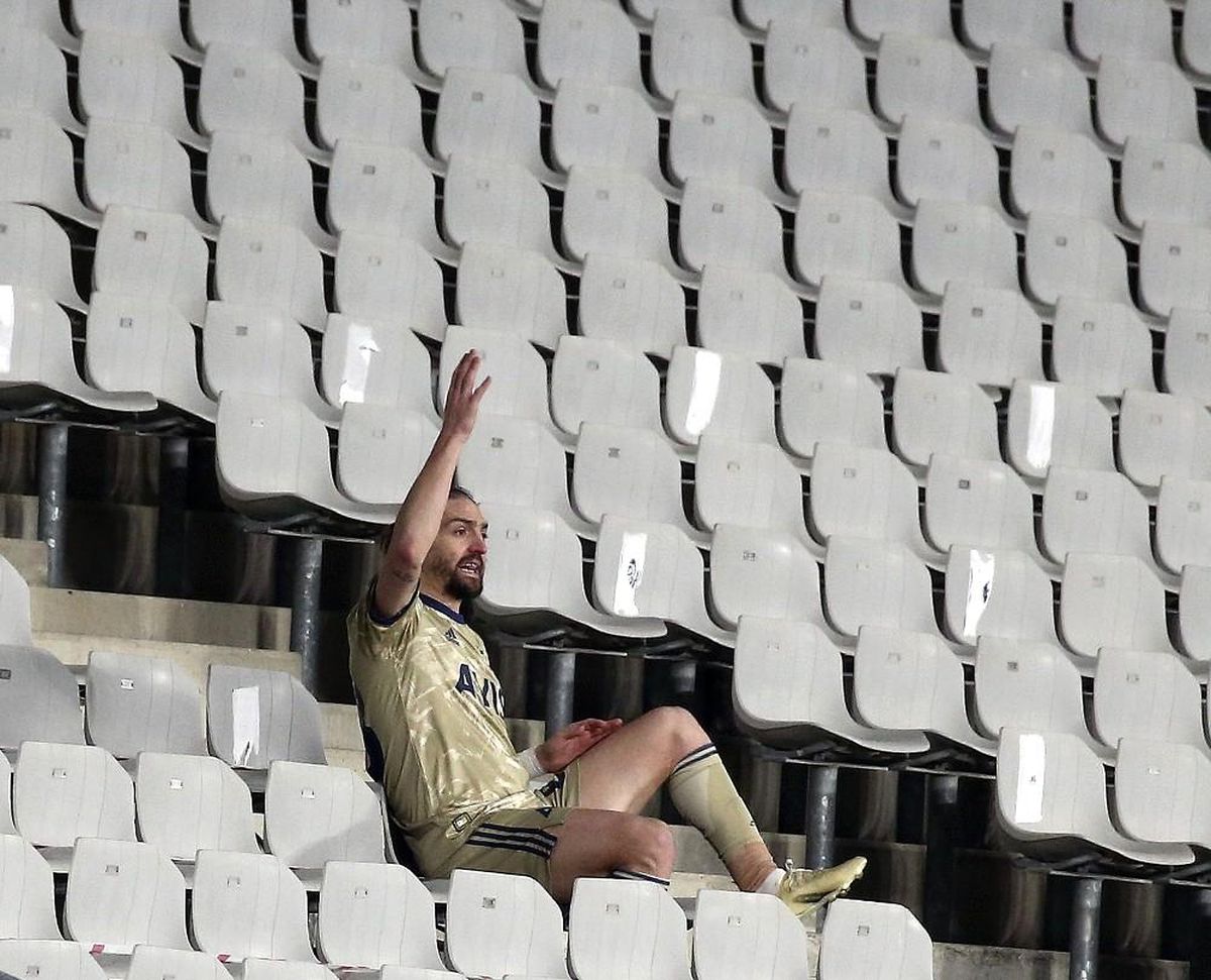 Caner Erkin antrenmanda yer almadı!