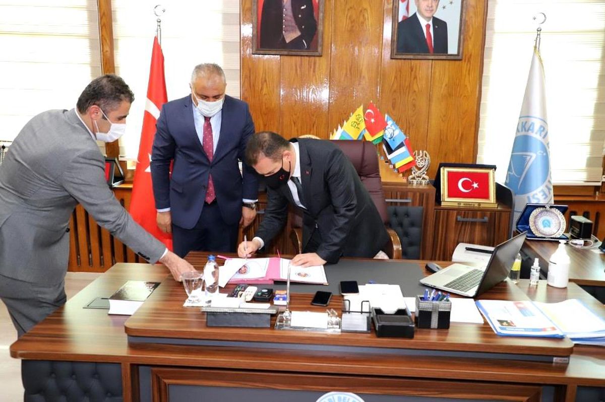 Hakkari\'de halk pazarı yapımı için protokol imzalandı