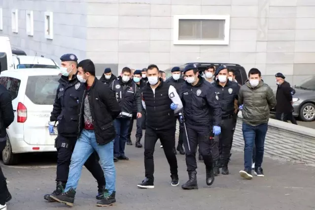 Suç örgütü operasyonu: Aralarında emniyet müdür yardımcısının da bulunduğu 31 kişi adliyede
