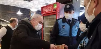 Ümraniye'de kontrollü açılan kafe ve restoranlara denetim