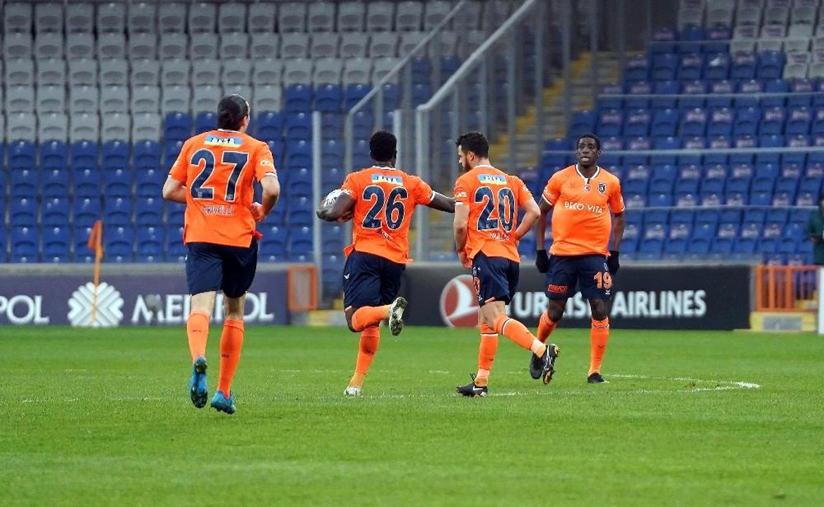 Başakşehir ligde 10 maçtır galip gelemiyor