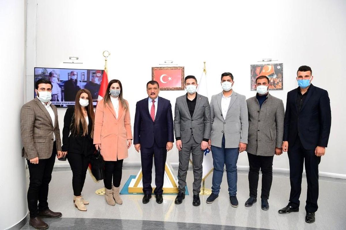 Gürkan\'dan kayısı vurgusu