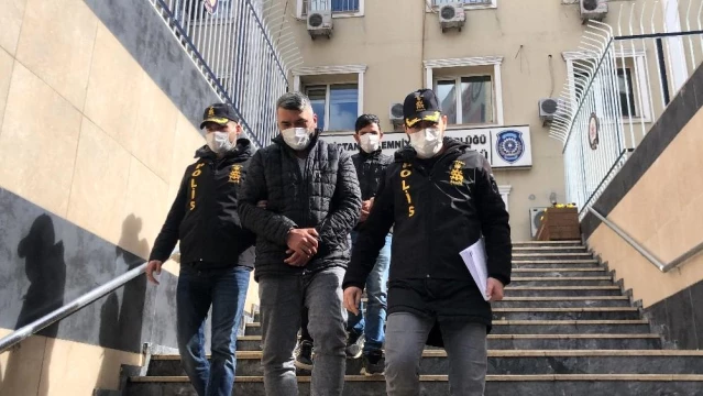 Son dakika haberleri... İstanbul'da 2 günde 7 otomobil çalan hırsızlar kamerada