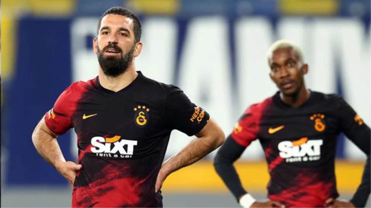 Kaybedilen Ankaragücü maçı sonrası Arda Turan, hakem Halil Umut Meler\'i çok sert eleştirdi