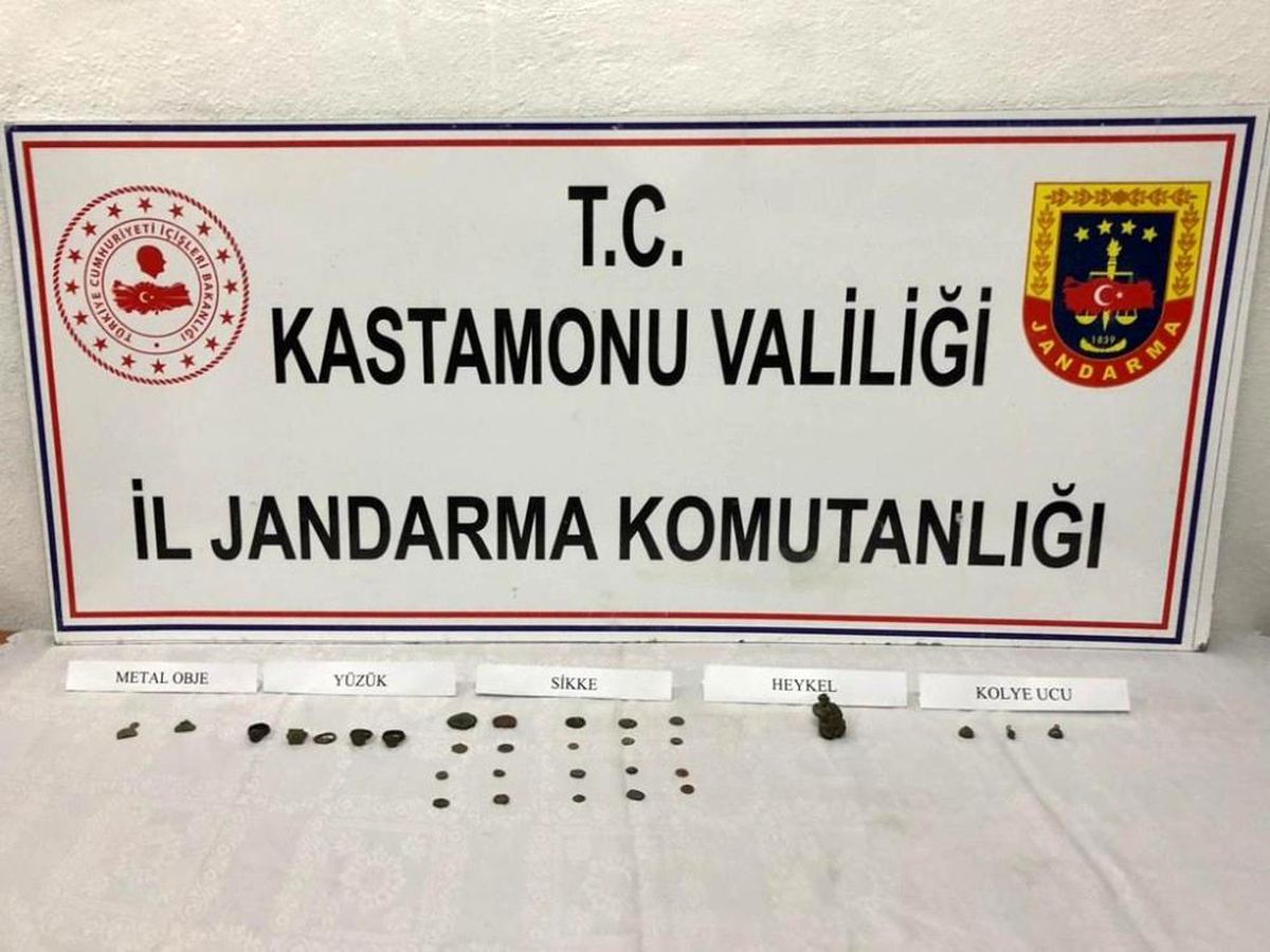Operasyon yapılan evden tarih çıktı