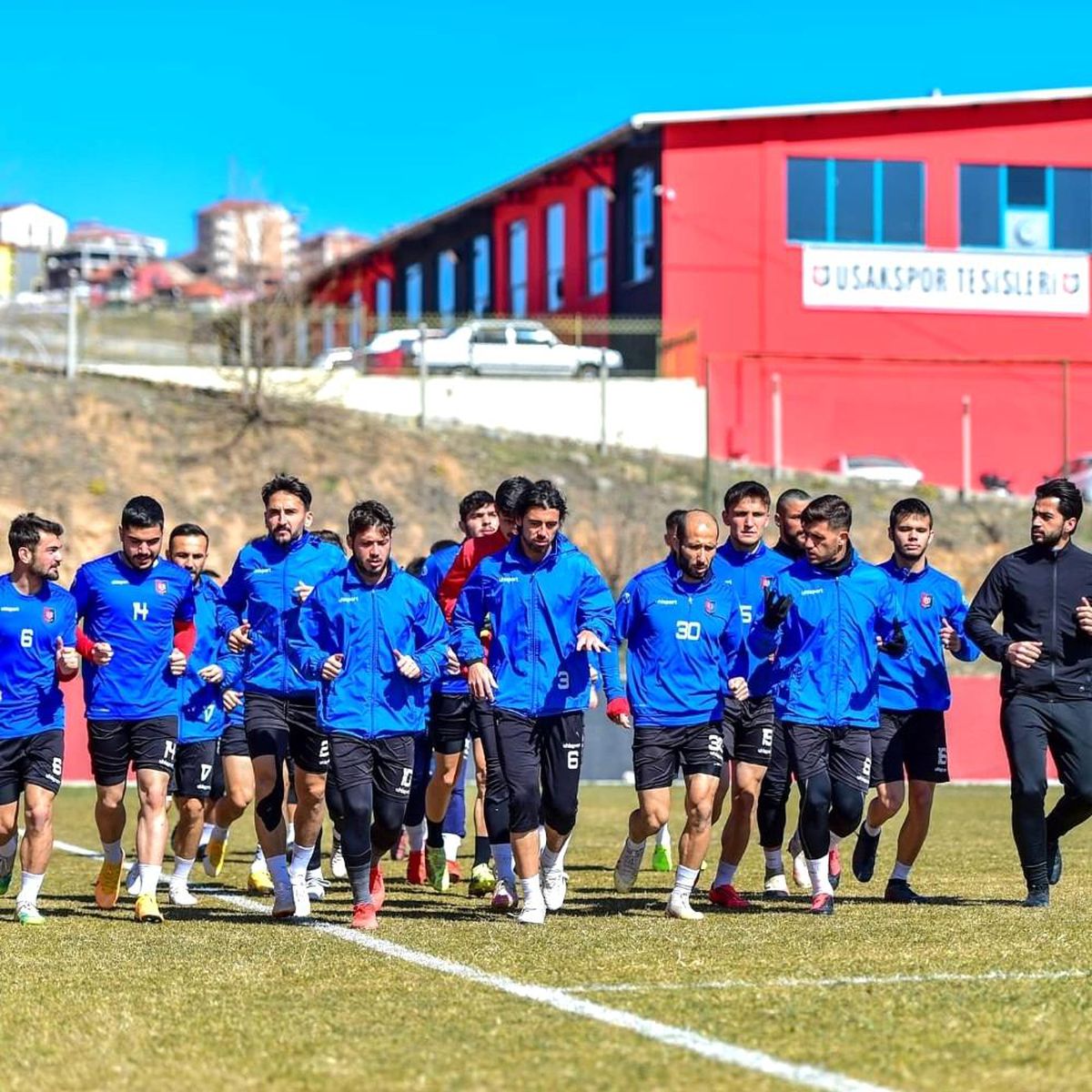 Uşakspor, Hekimoğlu maçı hazırlıklarını tamamladı