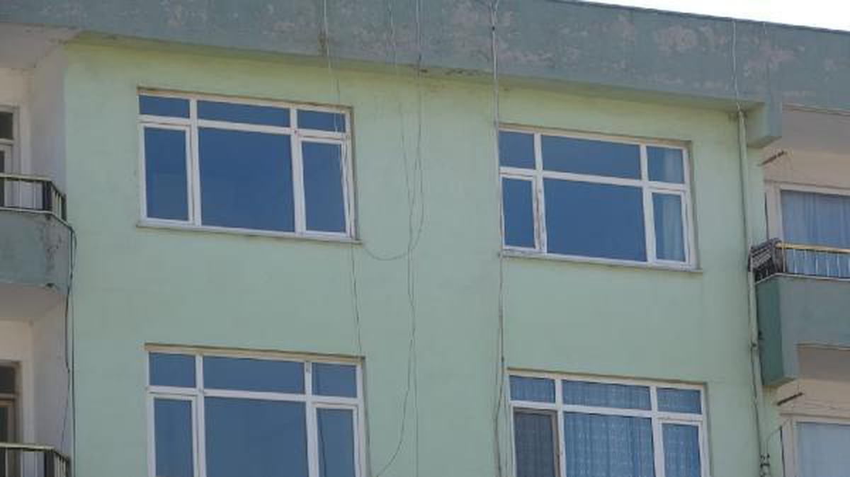 1 yaşındaki Fatmagül, pencereden düşerek, hayatını kaybetti