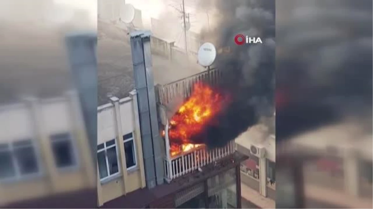 Son dakika haberleri... Antalya\'da yangında alt kat komşunun duyarlılığı faciayı önledi