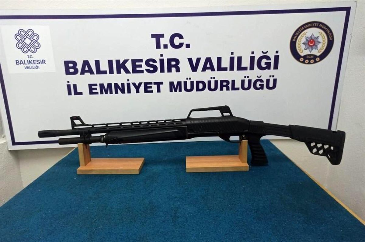 Balıkesir\'de 25 aranan şahıs yakalandı
