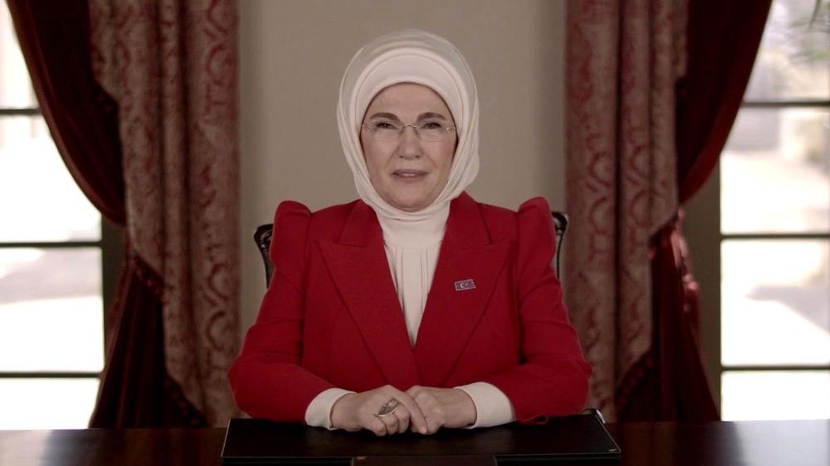 Son dakika gündem: Emine Erdoğan Güçlü Türkiye\'nin Güçlü Kadınları Zirvesi\'nde konuştu