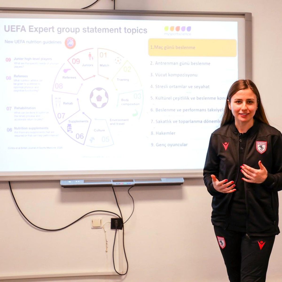 Futbolculara maç günü beslenme tüyoları