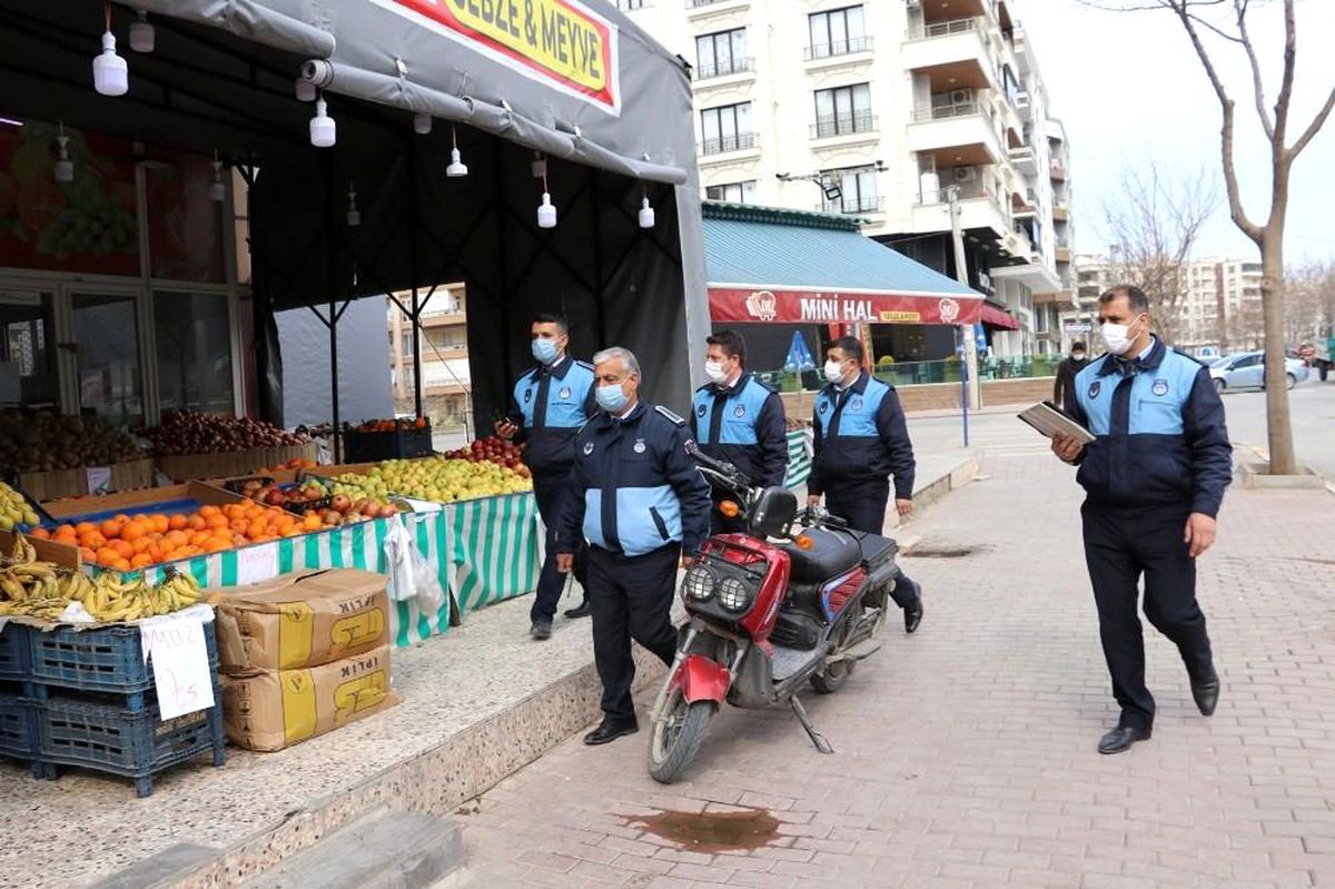 Kaparköprü\'de zabıtadan pandemi denetimi
