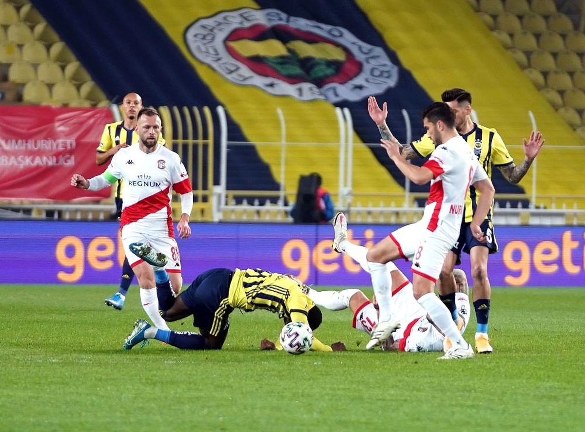 Antalyaspor ligde 1-1 ilerliyor!