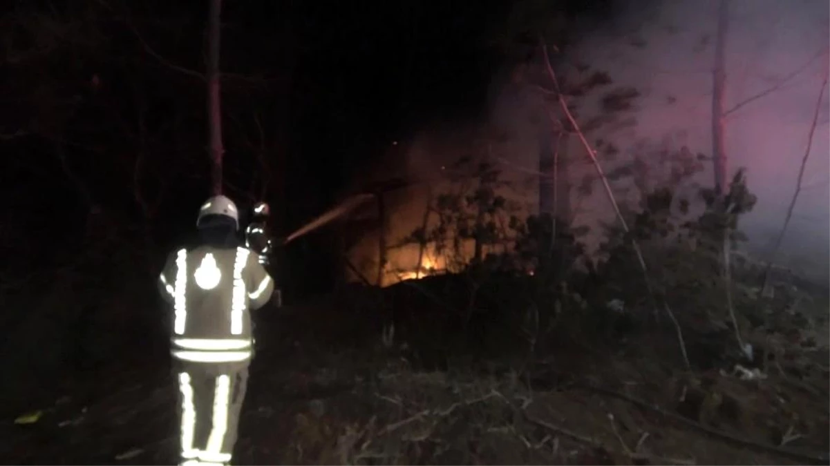Arnavutköy\'de orman işçilerinin kaldığı barınak yandı: 1 işçi yaralandı