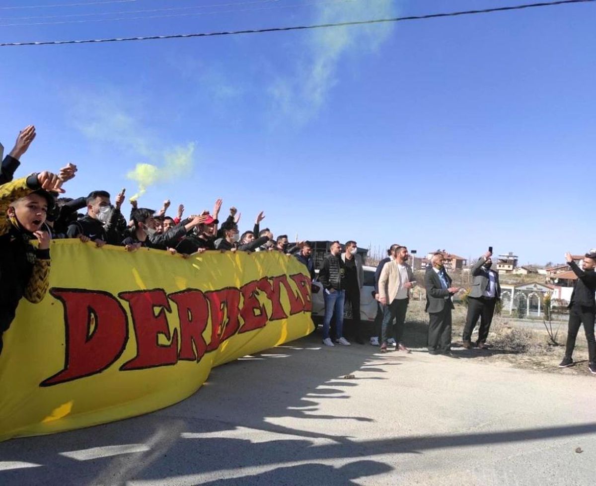 Denizlispor maçı öncesi taraftardan Yeni Malatyaspor\'a moral
