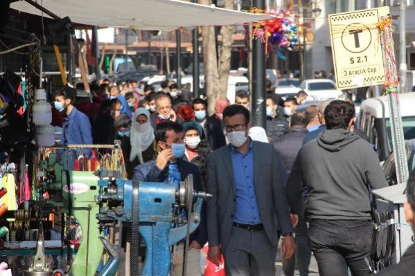 Diyarbakır'ın 'mavi' sırrı; düğün ve taziyelerden uzaklaşıldı