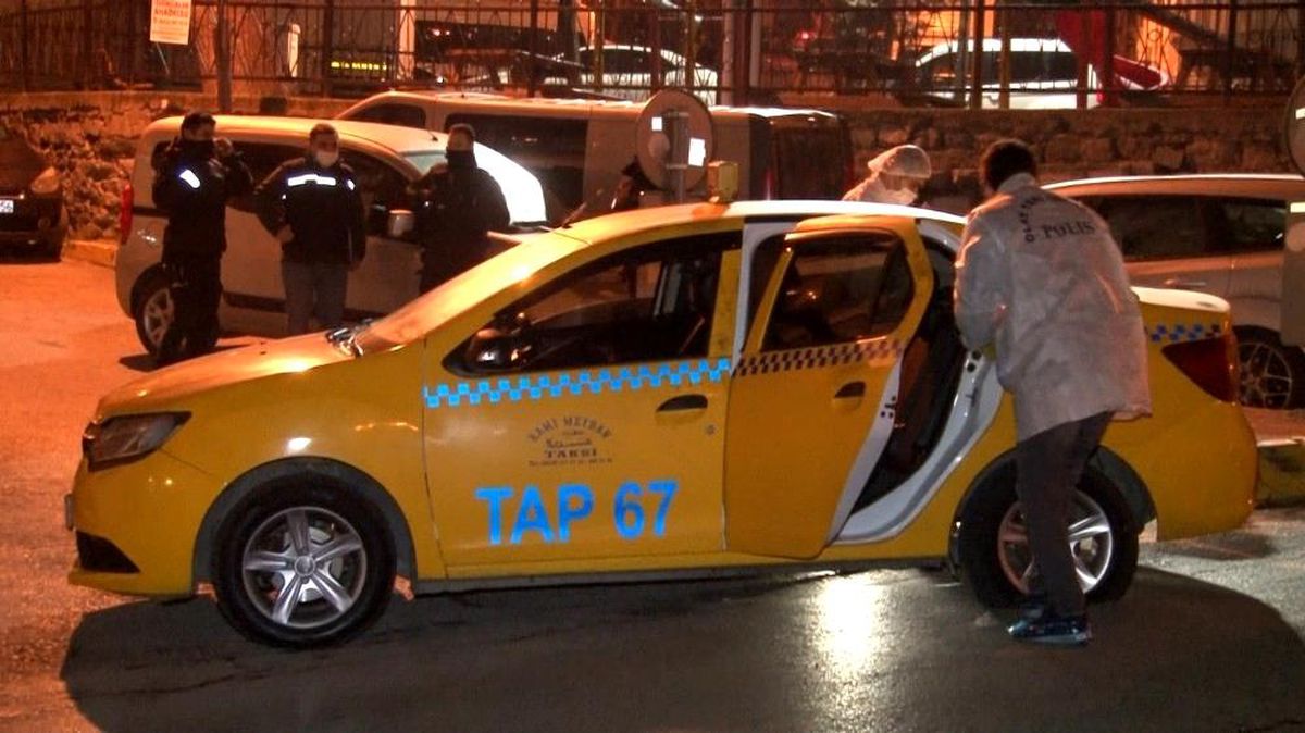 Gaziosmanpaşa'da ticari taksiye binen silahlı 3 şahıs ile bekçiler arasında kovalamaca